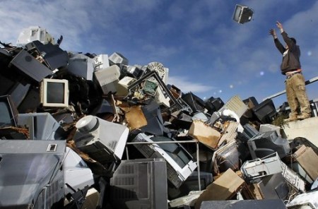 elektronik-esya-copluk-516x340